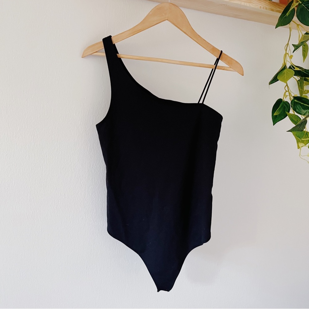Abercrombie Asymmetrical Bodysuit - Picture 1 of 4
